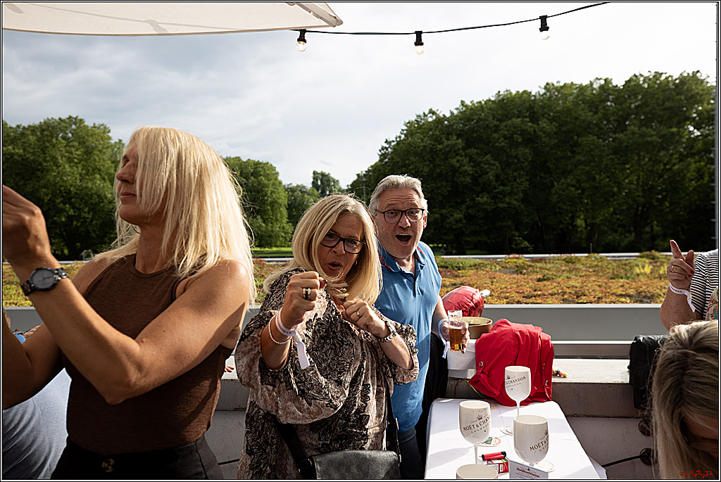 Der Kulturbiergarten 2.0 KG 1.Strassenbahnsitzung e.V und Koelner Kuenstlern, 07.08.2021