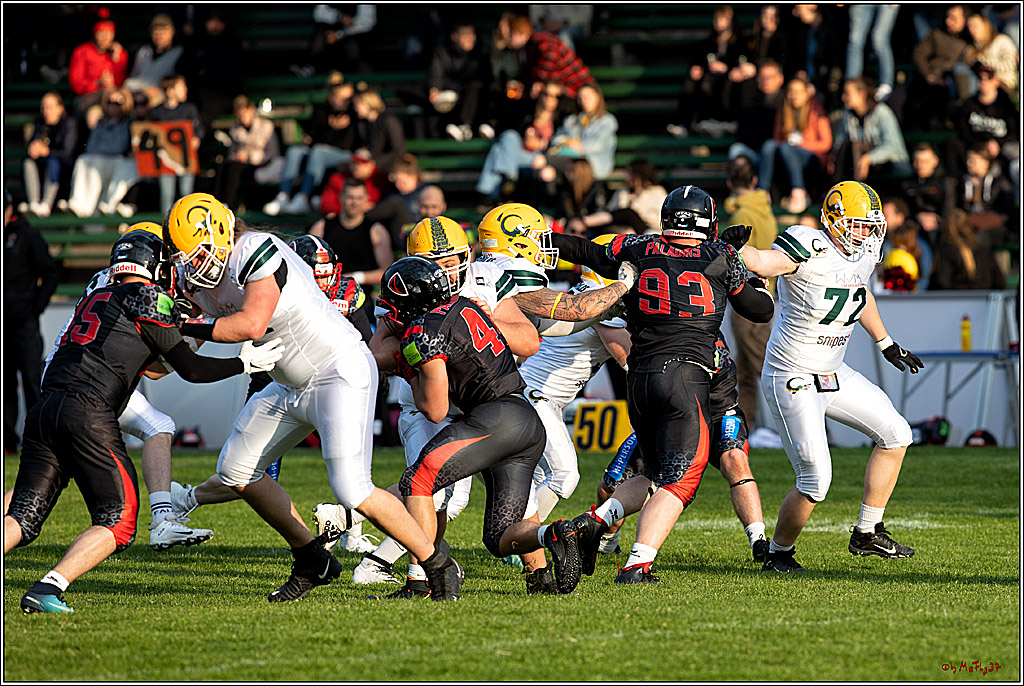 GFL - Charity Bowl, Solingen Paladins vs Cologne Crocodiles, 30.04.2022
