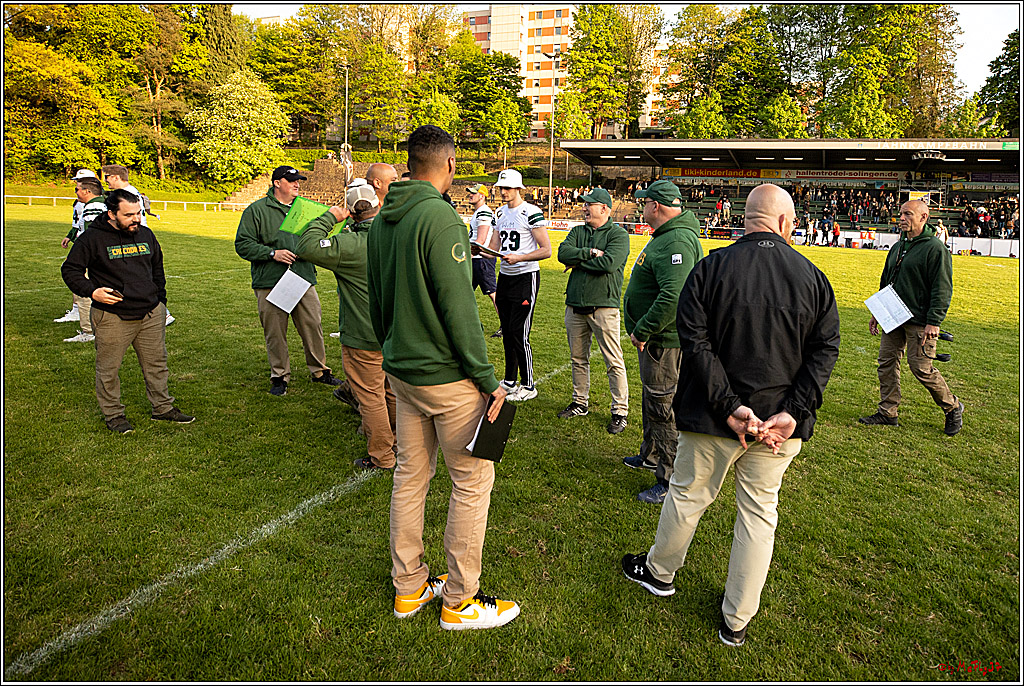 GFL - Charity Bowl, Solingen Paladins vs Cologne Crocodiles, 30.04.2022