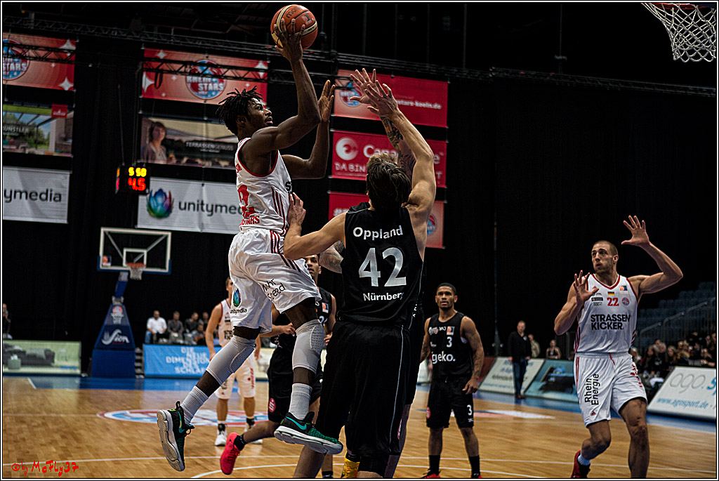 2. Basketball-Bundesliga ProA, RheinStars Koeln vs. Nuernberg Falcons BC; Koeln, 05.12.2016