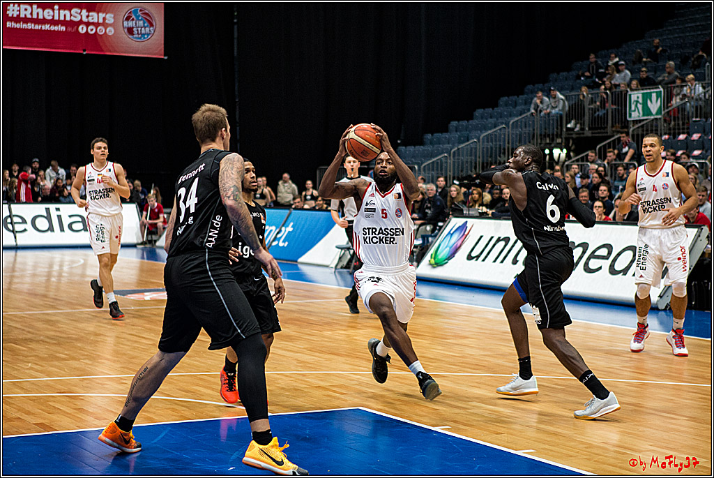 2. Basketball-Bundesliga ProA, RheinStars Koeln vs. Nuernberg Falcons BC; Koeln, 05.12.2016