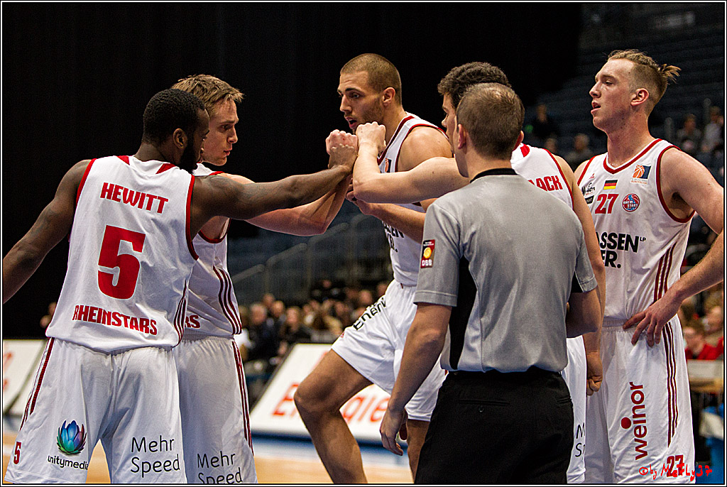 2. Basketball-Bundesliga ProA, RheinStars Koeln vs. Nuernberg Falcons BC; Koeln, 05.12.2016