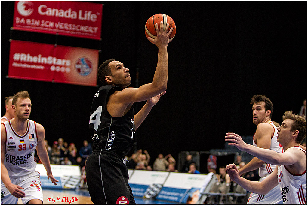 2. Basketball-Bundesliga ProA, RheinStars Koeln vs. Nuernberg Falcons BC; Koeln, 05.12.2016