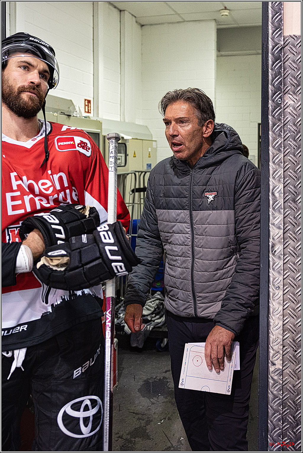 PENNY DEL 1. Testspiel Koelner Haie - SC Bern; Koeln, 25.08.2023