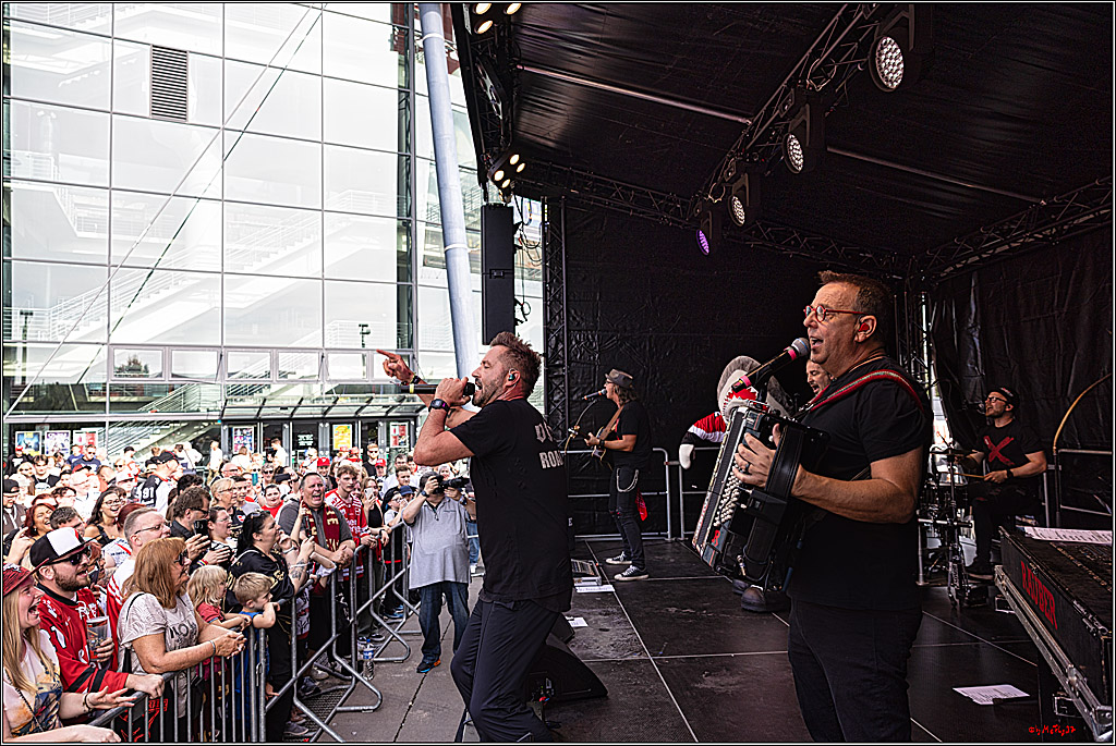 PENNY DEL Saisoneroeffnungsfeier Koelner Haie; Koeln, 03.09.2023