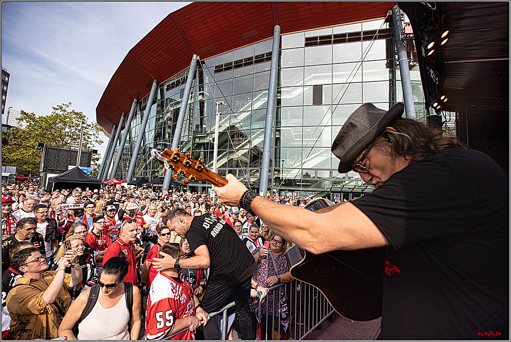 PENNY DEL Saisoneroeffnungsfeier Koelner Haie; Koeln, 03.09.2023