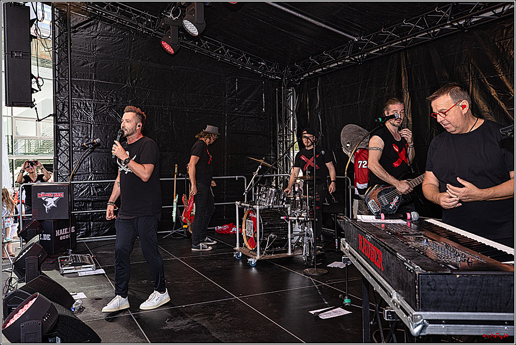 PENNY DEL Saisoneroeffnungsfeier Koelner Haie; Koeln, 03.09.2023