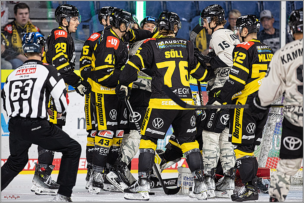 PENNY DEL 1. Testspiel Krefeld Pinguine - Koelner Haie; Krefeld, 10.09.2023