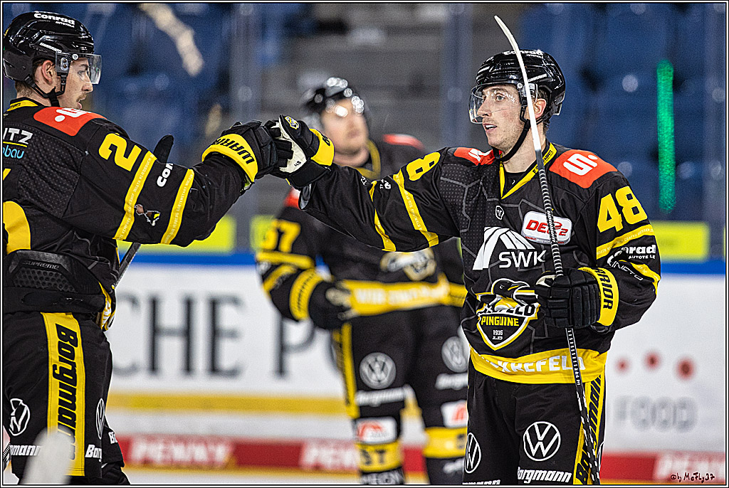 PENNY DEL 1. Testspiel Krefeld Pinguine - Koelner Haie; Krefeld, 10.09.2023