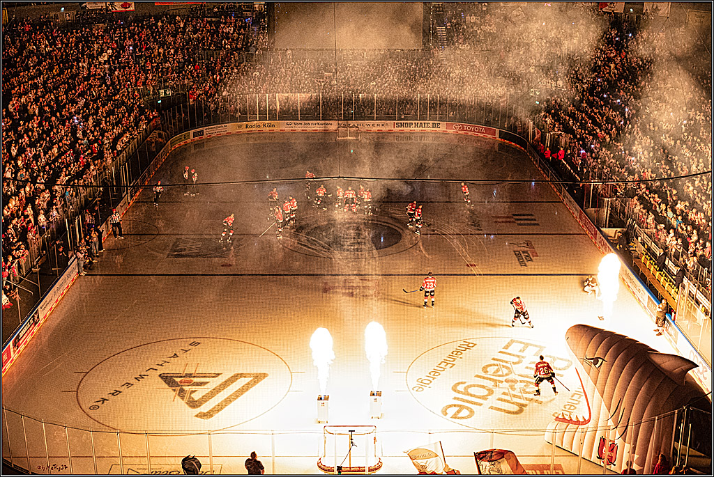 PENNY DEL 1. Koelner Haie - ERC Ingolstadt; Koeln, 17.09.2023