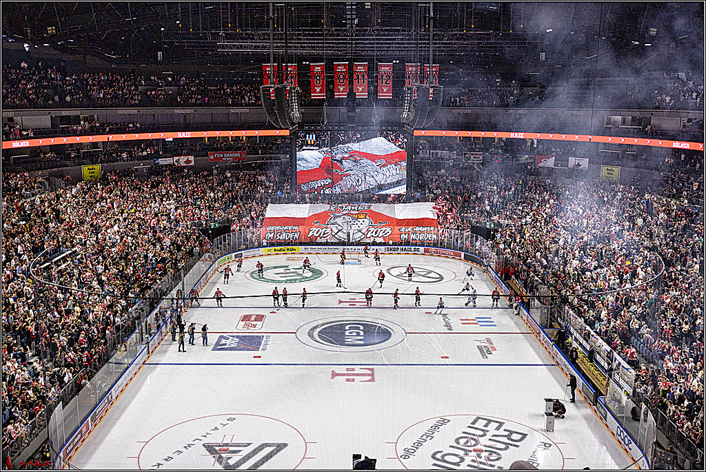 PENNY DEL 1. Koelner Haie - ERC Ingolstadt; Koeln, 17.09.2023