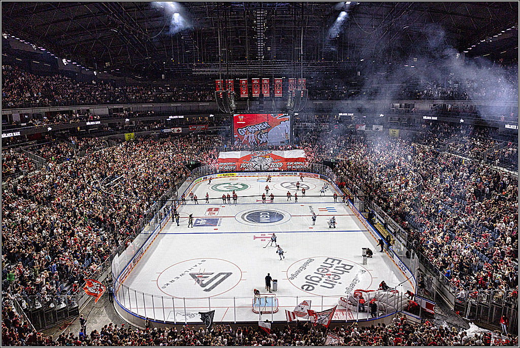 PENNY DEL 1. Koelner Haie - ERC Ingolstadt; Koeln, 17.09.2023