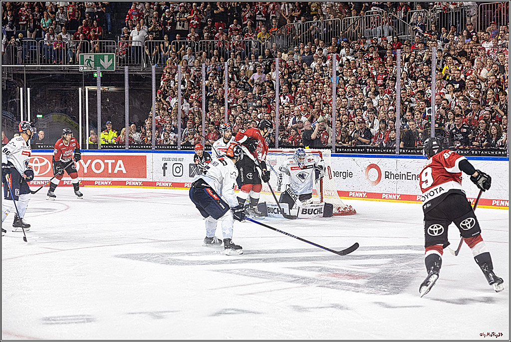 PENNY DEL 1. Koelner Haie - ERC Ingolstadt; Koeln, 17.09.2023