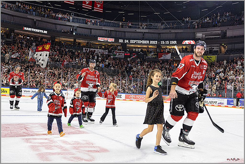 PENNY DEL 1. Koelner Haie - ERC Ingolstadt; Koeln, 17.09.2023