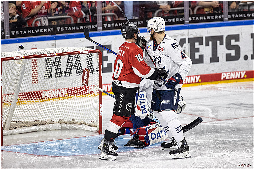 PENNY DEL 1. Koelner Haie - Adler Mannheim; Koeln, 30.09.2023