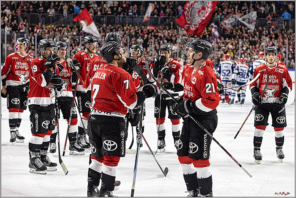 PENNY DEL 1. Koelner Haie - Schwenninger Wild Wings; Koeln, 25.10.2023