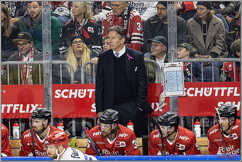 PENNY DEL 1. Koelner Haie - Schwenninger Wild Wings; Koeln, 25.10.2023