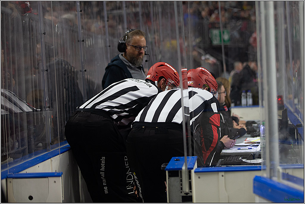 PENNY DEL; Koelner Haie- EHC RedBull Muenchen; Koeln, 27.10.2023
