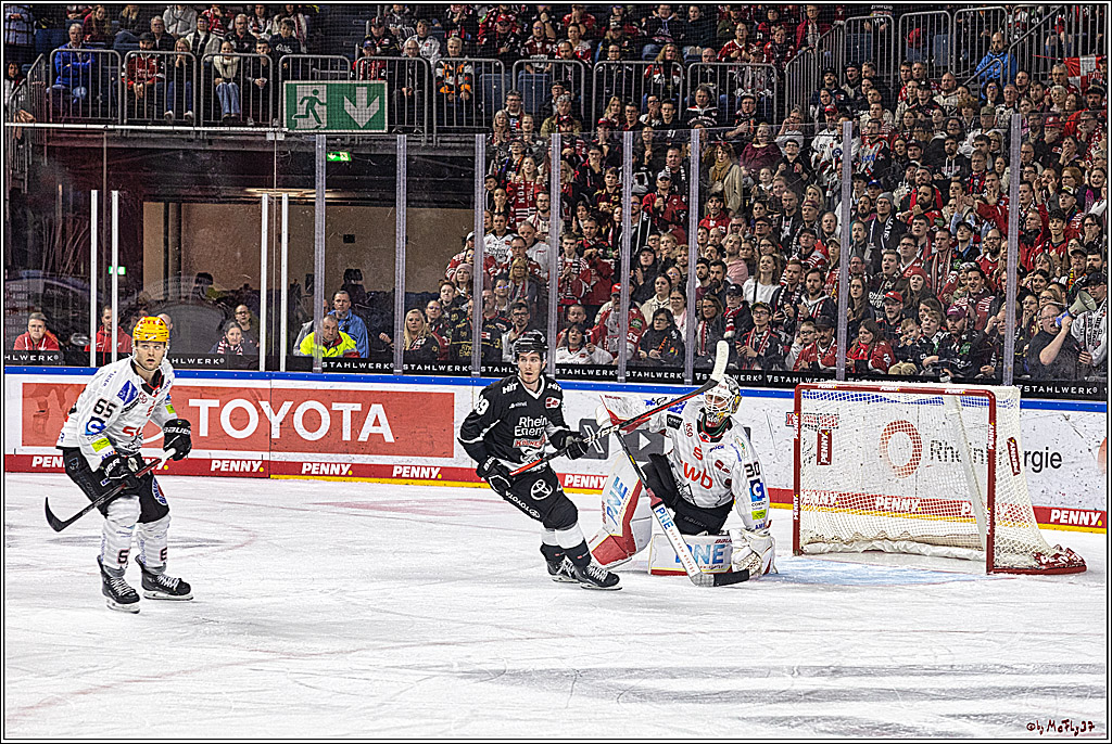 017 KEC Fischtown Pinguins Bremerhaven 2:3 N.P.  2023