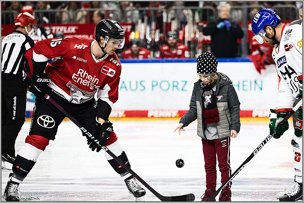 PENNY DEL; Koelner Haie-Augsburger Panthers; Koeln, 19.11.2023