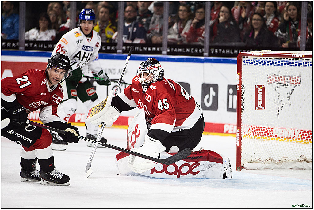 PENNY DEL; Koelner Haie-Augsburger Panthers; Koeln, 19.11.2023