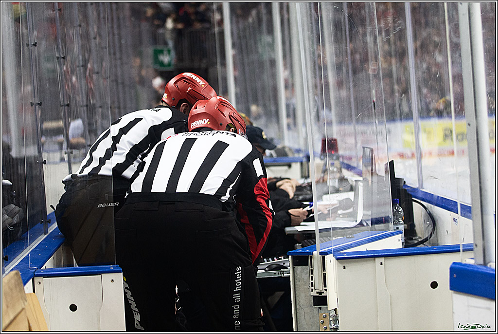 PENNY DEL; Koelner Haie-Augsburger Panthers; Koeln, 19.11.2023