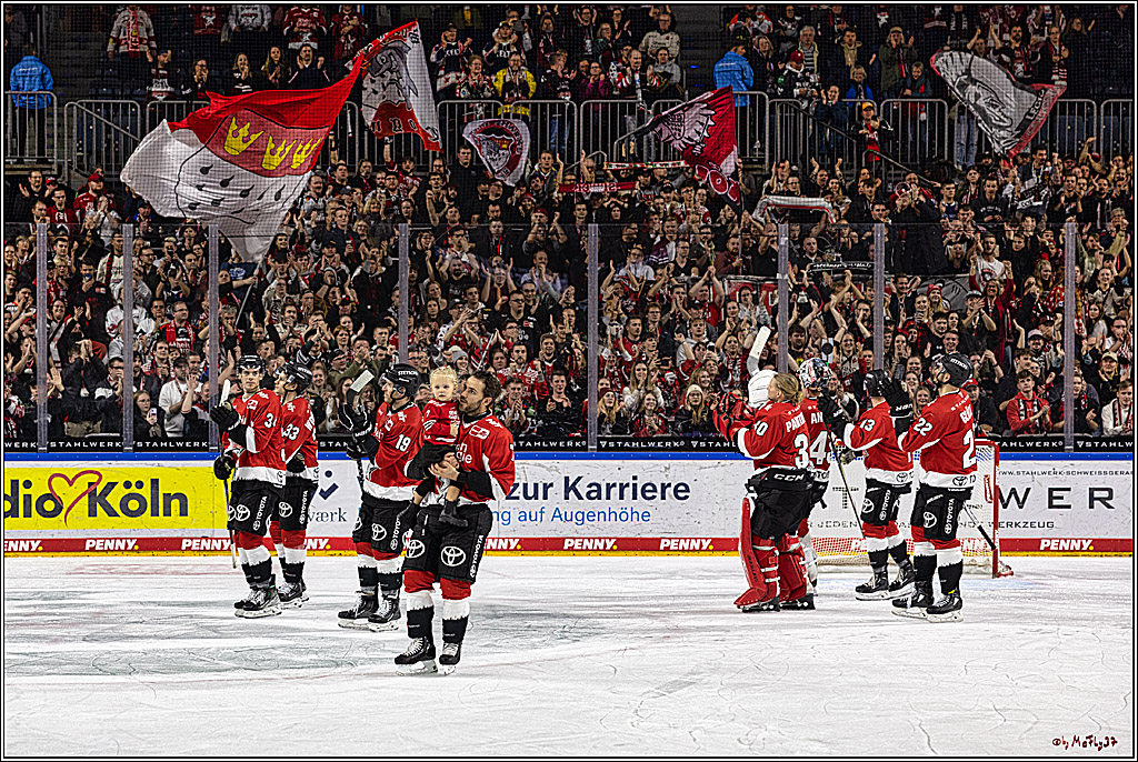 PENNY DEL 1. Koelner Haie - Augsburger Panther; Koeln, 19.11.2023