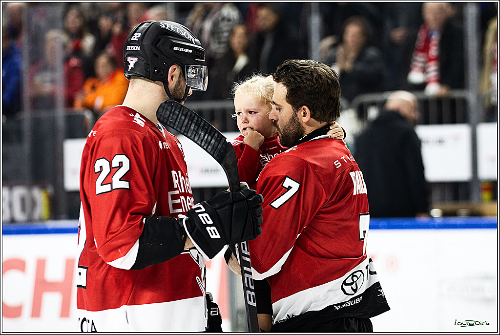 PENNY DEL; Koelner Haie-Augsburger Panthers; Koeln, 19.11.2023