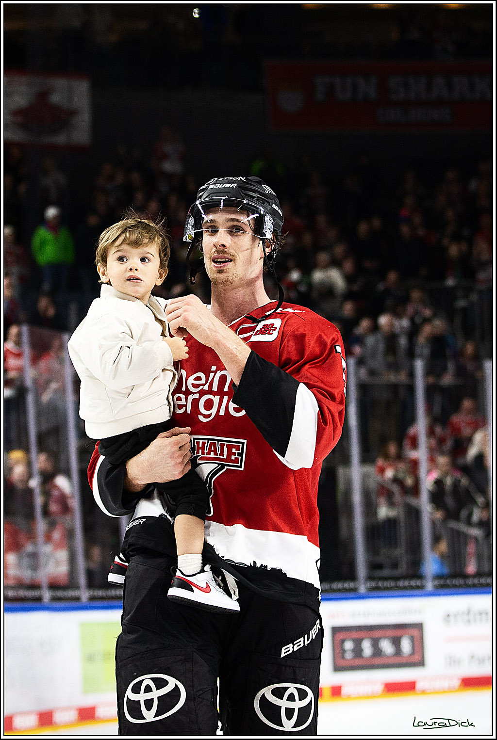 PENNY DEL; Koelner Haie-Augsburger Panthers; Koeln, 19.11.2023