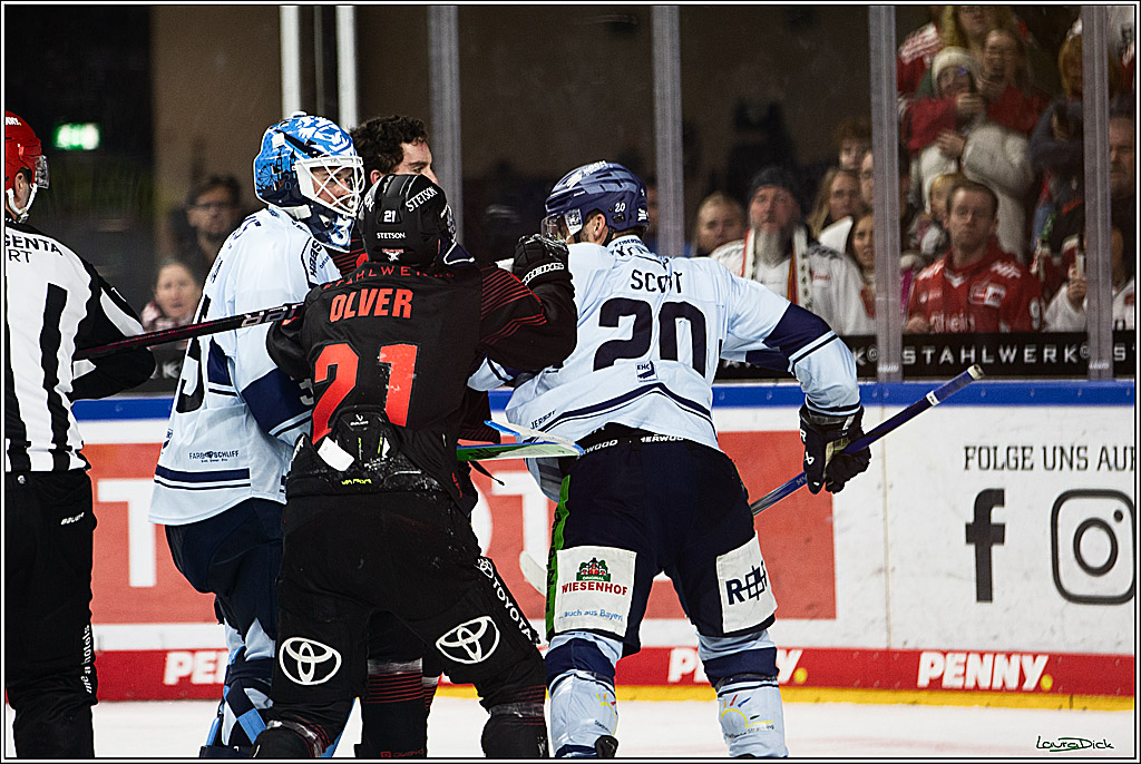 PENNY DEL; Koelner Haie-Straubing Tigers; Koeln, 24.11.2023