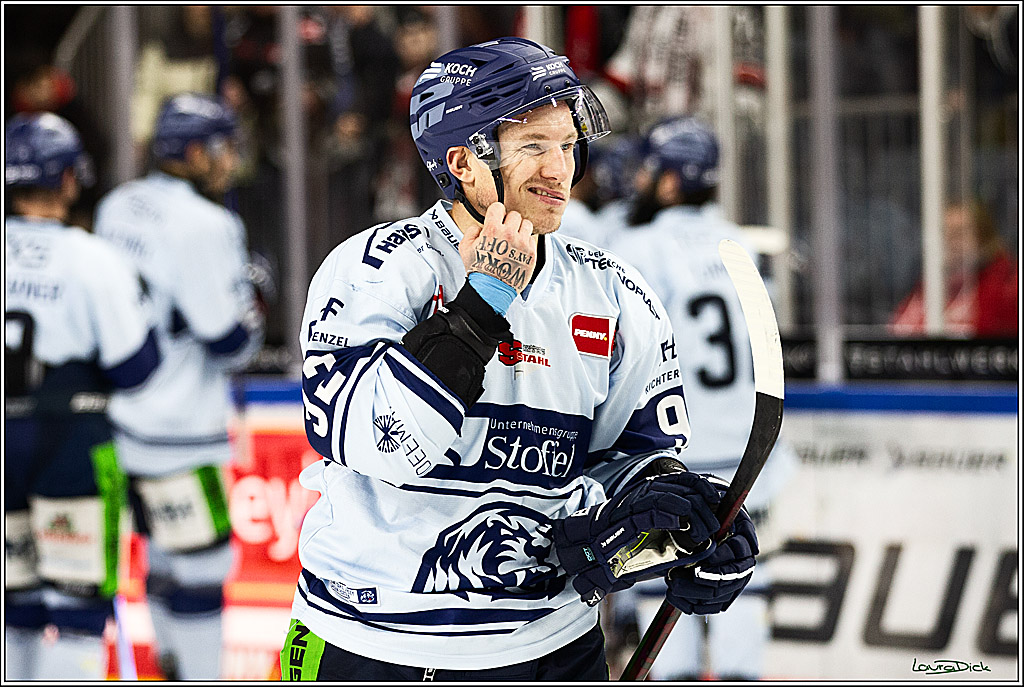 PENNY DEL; Koelner Haie-Straubing Tigers; Koeln, 24.11.2023