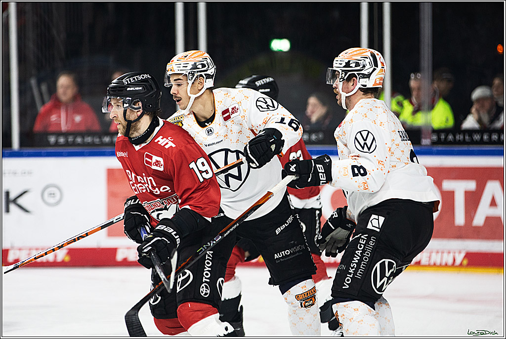 PENNY DEL; Koelner Haie- Grizzly Wolfsburg; Koeln, 28.11.2023