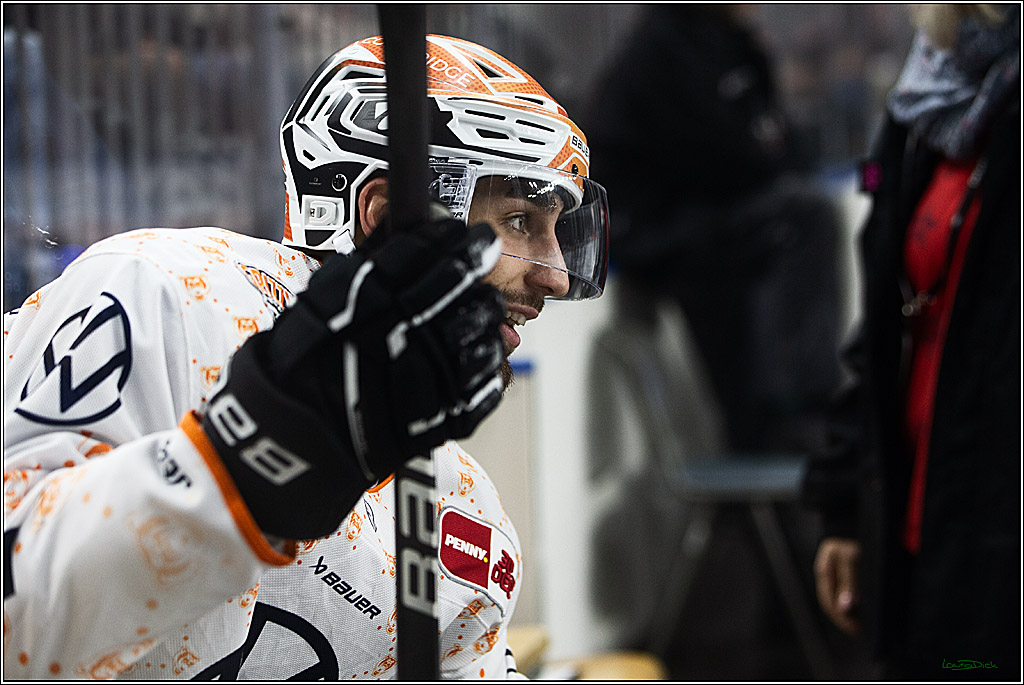 PENNY DEL; Koelner Haie- Grizzly Wolfsburg; Koeln, 28.11.2023