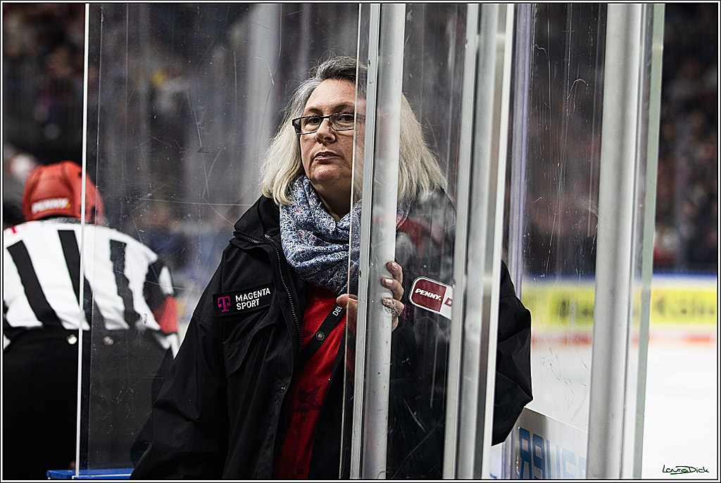 PENNY DEL; Koelner Haie- Grizzly Wolfsburg; Koeln, 28.11.2023