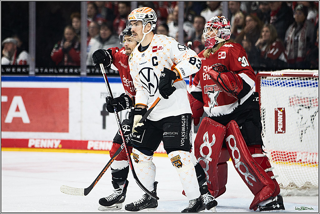 PENNY DEL; Koelner Haie- Grizzly Wolfsburg; Koeln, 28.11.2023