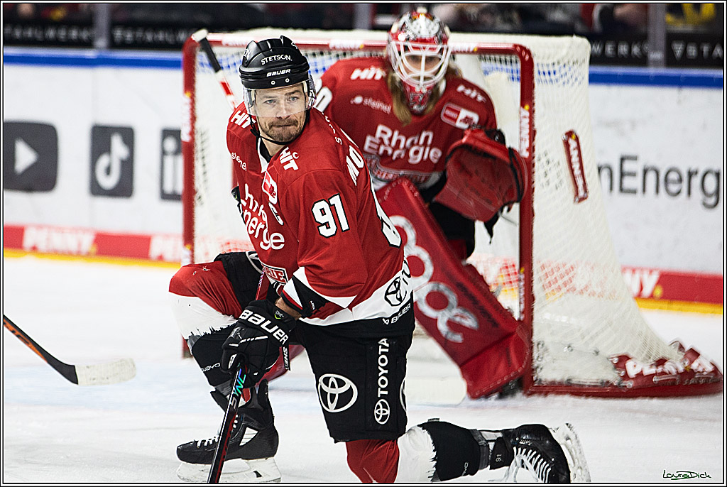PENNY DEL; Koelner Haie- Grizzly Wolfsburg; Koeln, 28.11.2023