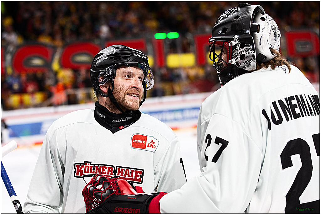 PENNY DEL; Duesseldorfer EG- Koelner Haie; Duesseldorf, 03.12.2023