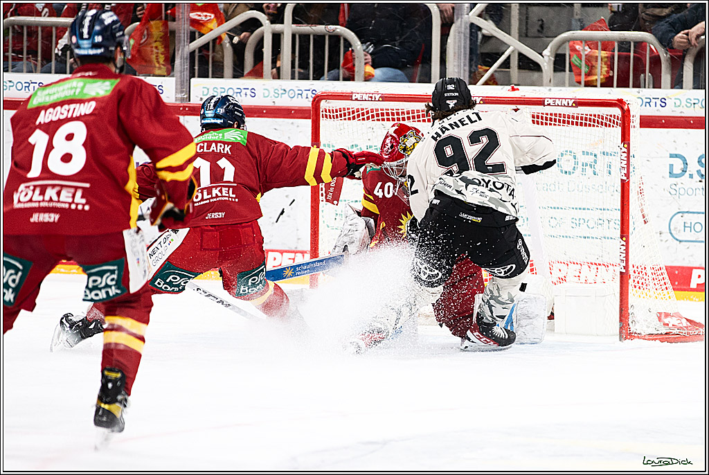 PENNY DEL; Duesseldorfer EG- Koelner Haie; Duesseldorf, 03.12.2023