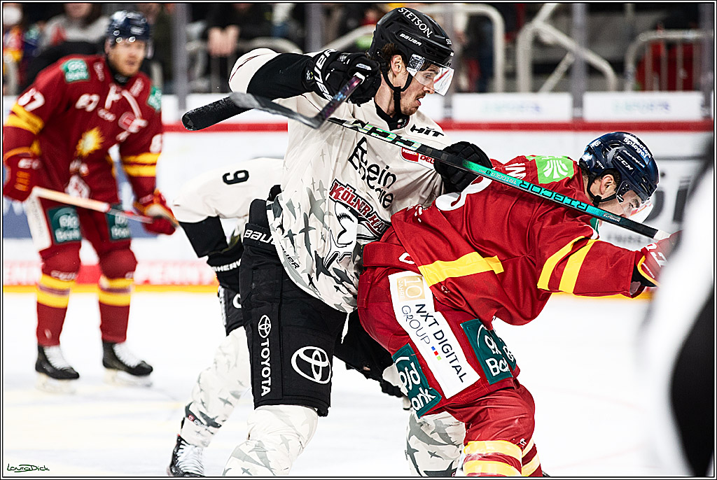 PENNY DEL; Duesseldorfer EG- Koelner Haie; Duesseldorf, 03.12.2023