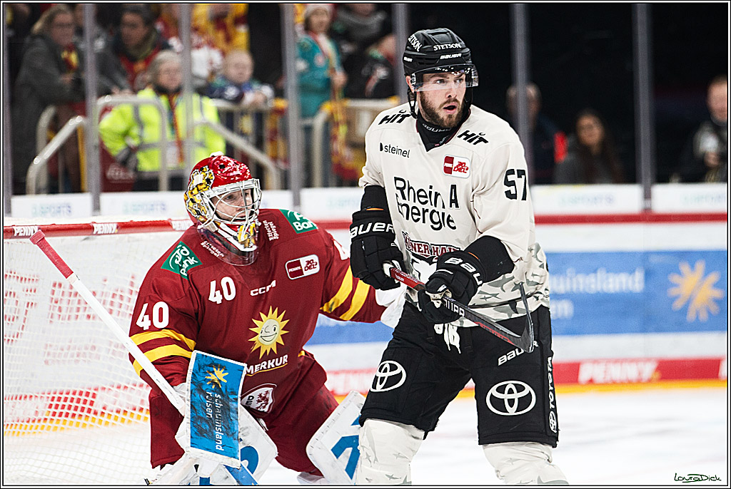 PENNY DEL; Duesseldorfer EG- Koelner Haie; Duesseldorf, 03.12.2023