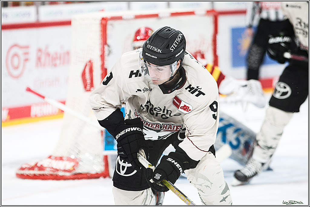 PENNY DEL; Duesseldorfer EG- Koelner Haie; Duesseldorf, 03.12.2023