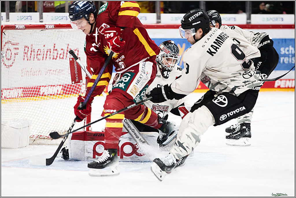 PENNY DEL; Duesseldorfer EG- Koelner Haie; Duesseldorf, 03.12.2023