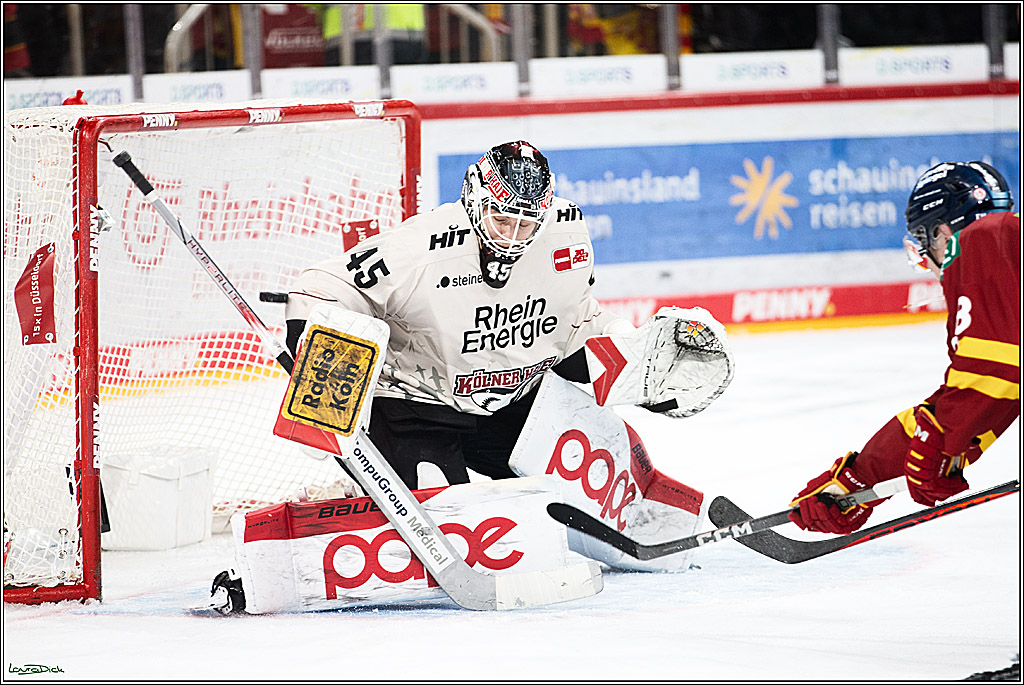 PENNY DEL; Duesseldorfer EG- Koelner Haie; Duesseldorf, 03.12.2023