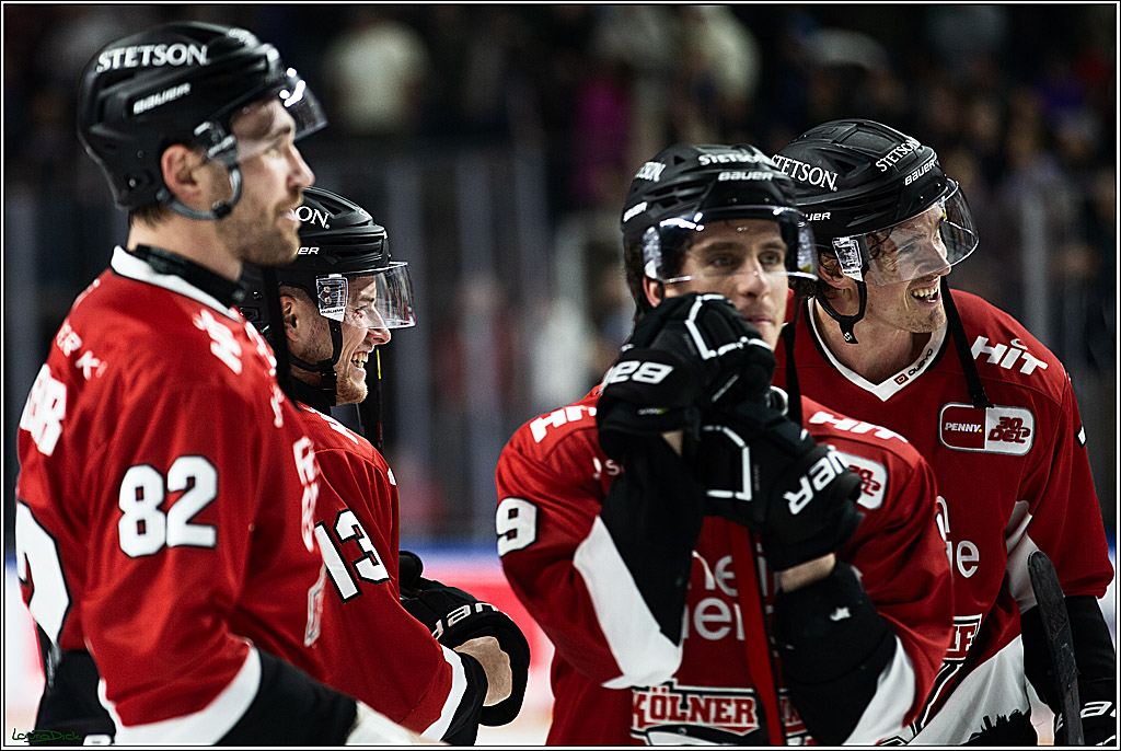 PENNY DEL; Koelner Haie- Straubing Tigers; Koeln, 15.12.2023