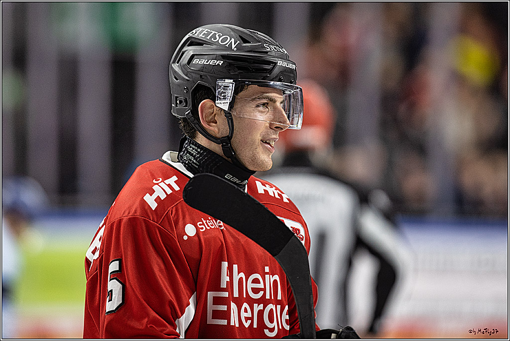 PENNY DEL 1. Koelner Haie - Straubing Tigers; Koeln, 15.12.2023