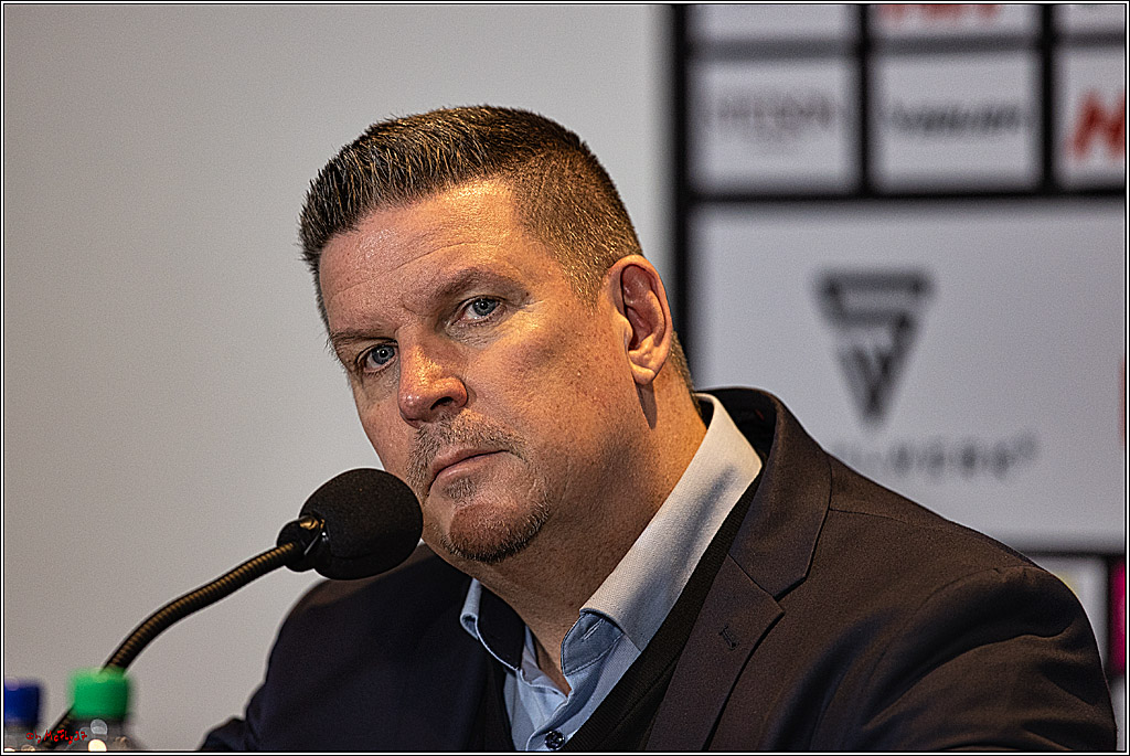 PENNY DEL 1. Koelner Haie - Straubing Tigers; Koeln, 15.12.2023