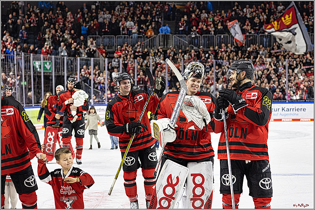 PENNY DEL 1. Koelner Haie - Nürnberg Ice Tigers; Koeln, 17.12.2023