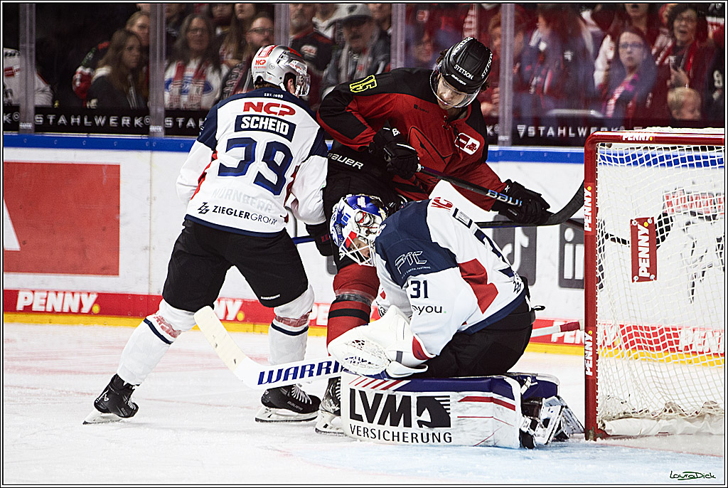 PENNY DEL; Koelner Haie- Nuernberger Ice Tigers; Koeln, 17.12.2023
