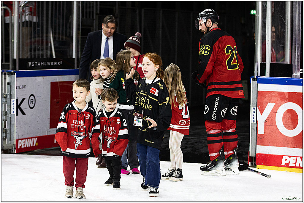 PENNY DEL; Koelner Haie- Nuernberger Ice Tigers; Koeln, 17.12.2023