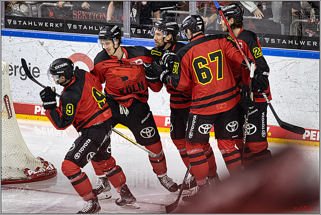 PENNY DEL 1. Koelner Haie - Nürnberg Ice Tigers; Koeln, 17.12.2023
